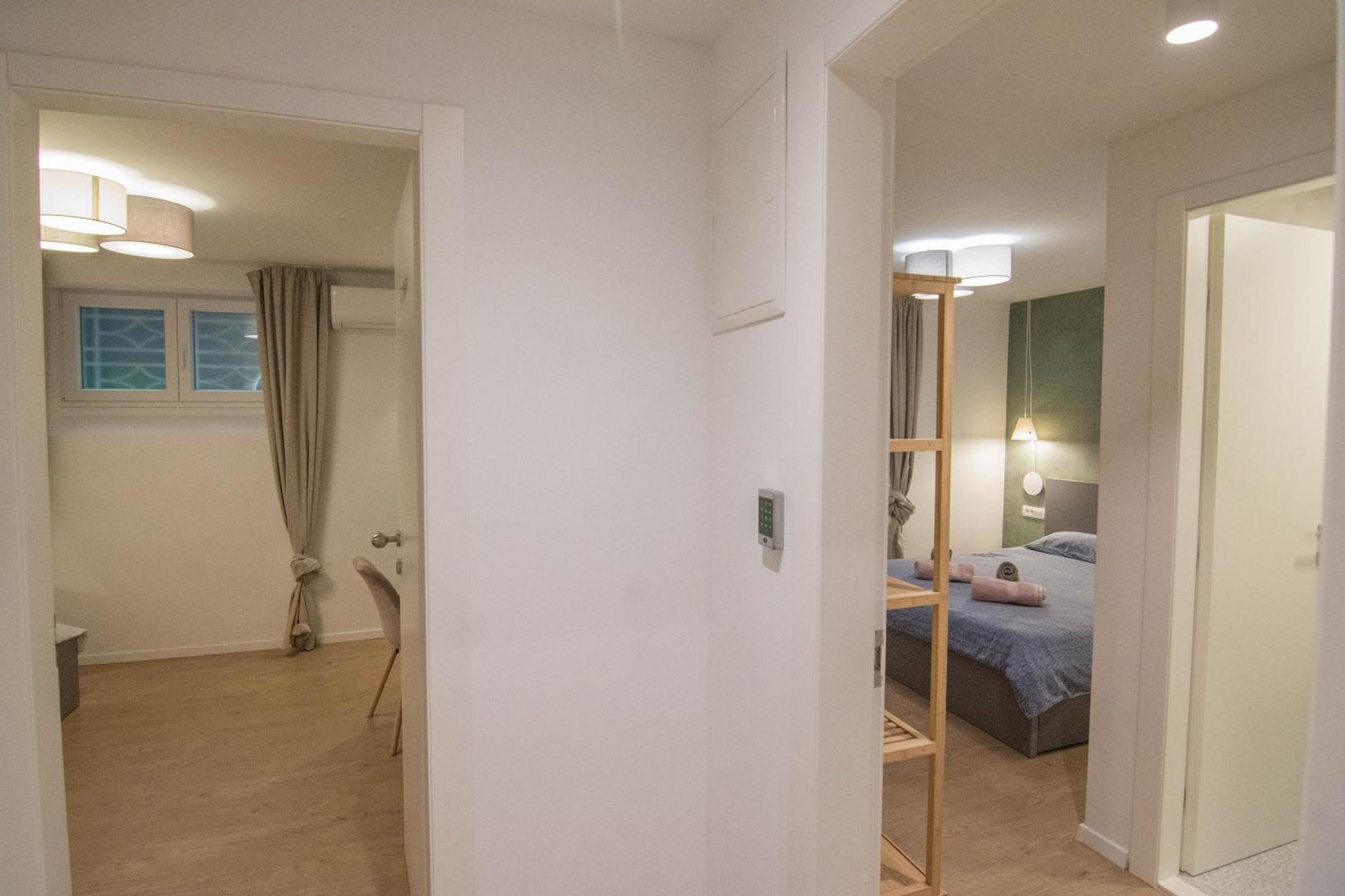 Romiru Rooms And Studio Apartment Split Exterior photo